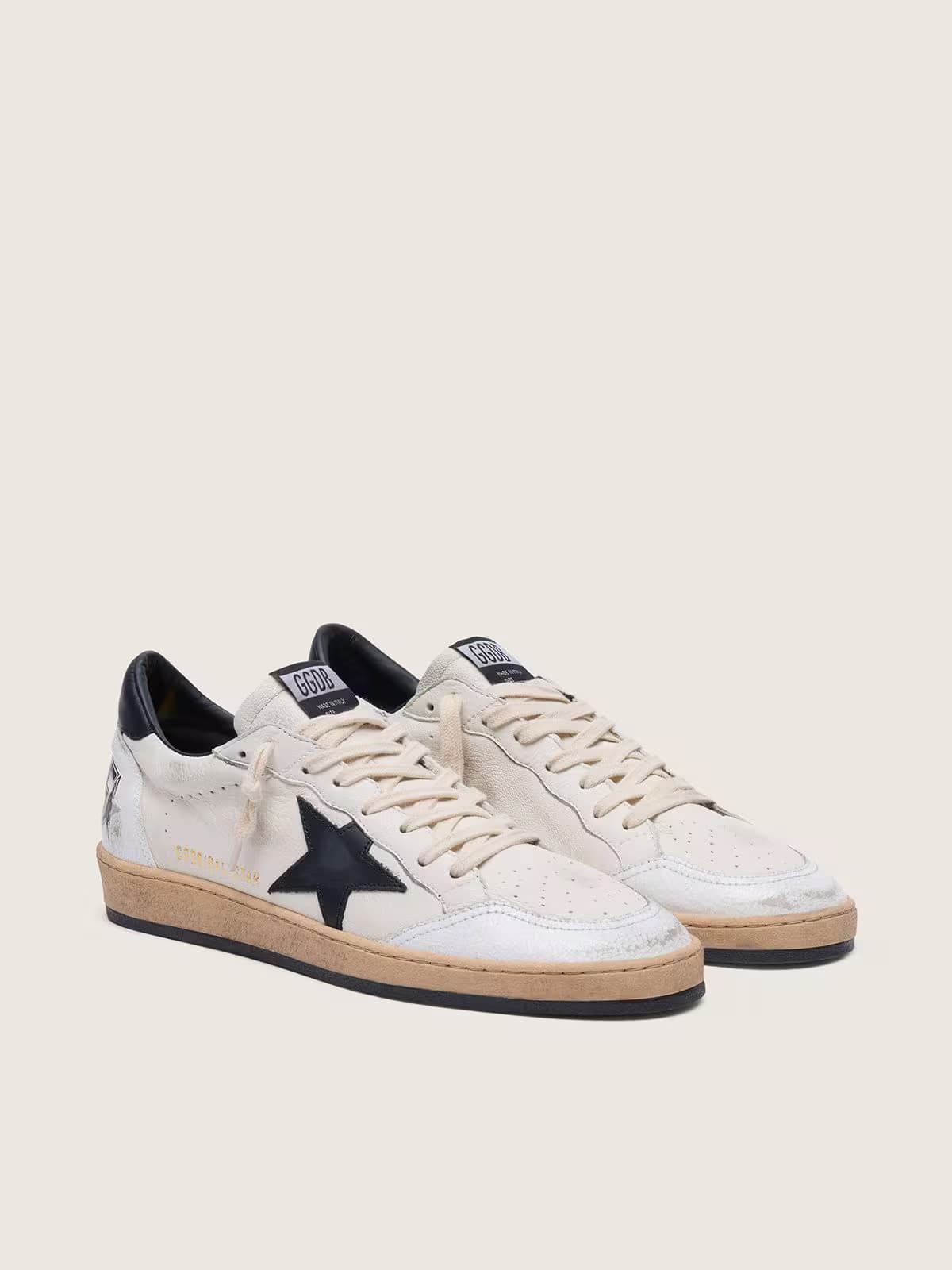 Golden Goose Ballstar White Black - View 2